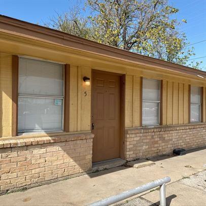Foto principal - 1585 N Mill St
