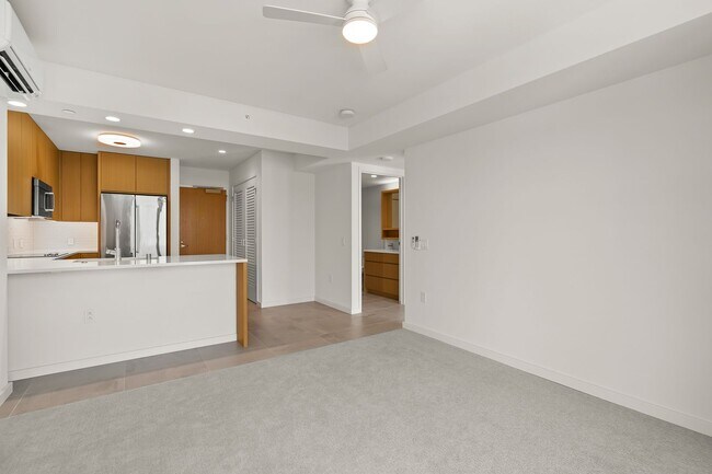 Building Photo - 1 bedroom, 1 bathroom, 1 parking at Sky Al...