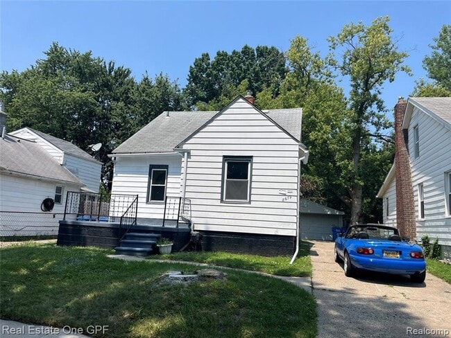 Building Photo - 8679 Chalmers Ave