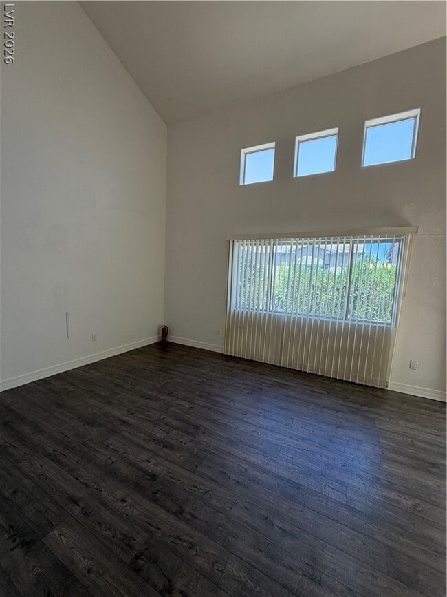 Building Photo - 5264 Sacha Way
