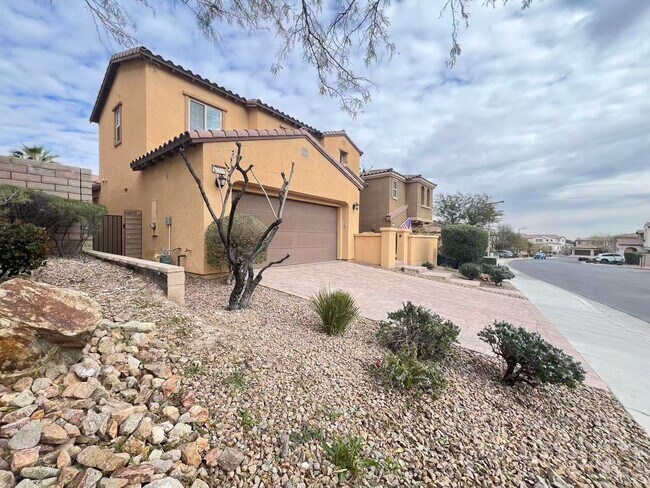 Building Photo - Beautifully upgraded house in Summerlin