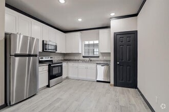 Building Photo - 5626 Kittridge St