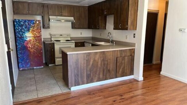 Photo - Turnkey Halfplex Home, Ready For New Occup...