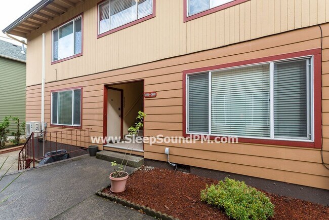 Building Photo - 8224 N Edison St