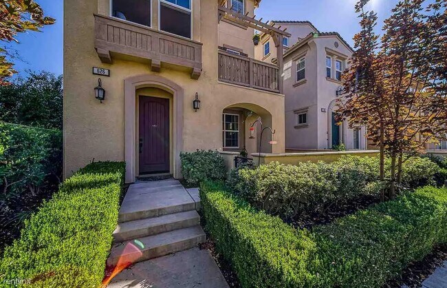 Foto del edificio - 3 br, 3 bath House - 626 Selby Lane