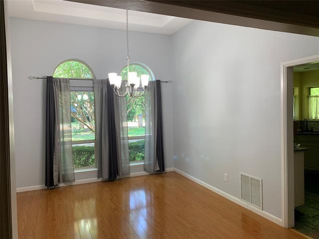 Foto del edificio - 1717 Glade Rd