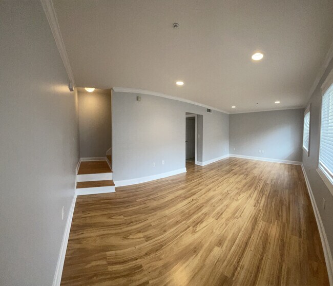 Foto del edificio - 114 Rondak Cir SE