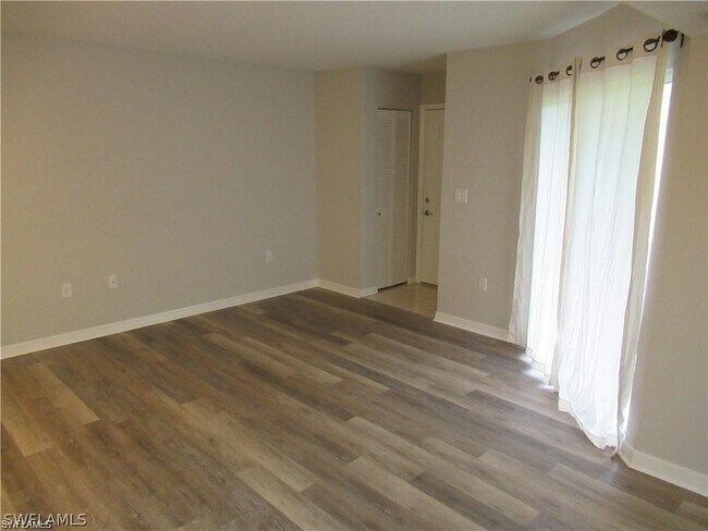 Building Photo - 3150 Seasons Way