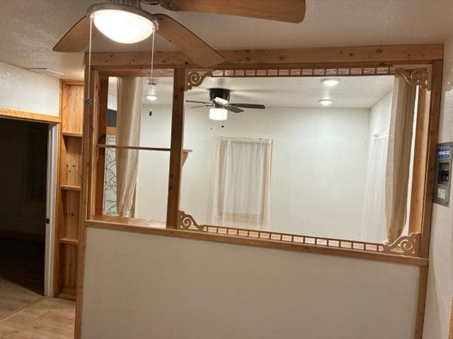 Foto del edificio - 1320 Woolner Ave