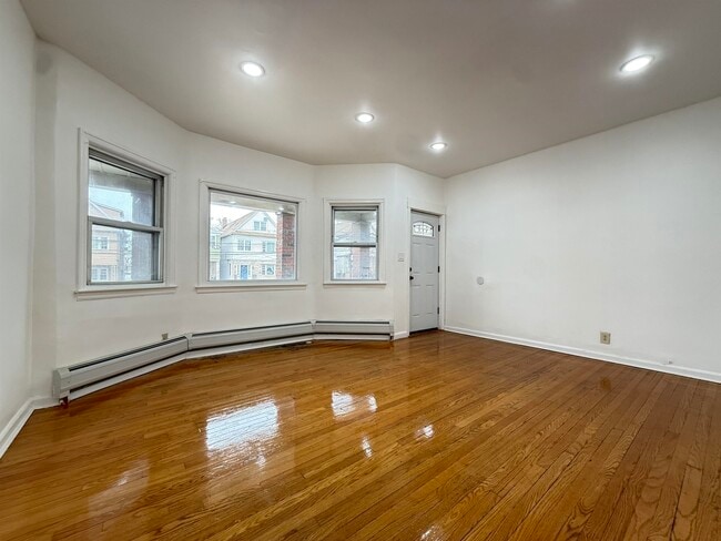 Foto del edificio - 136 W 31st St