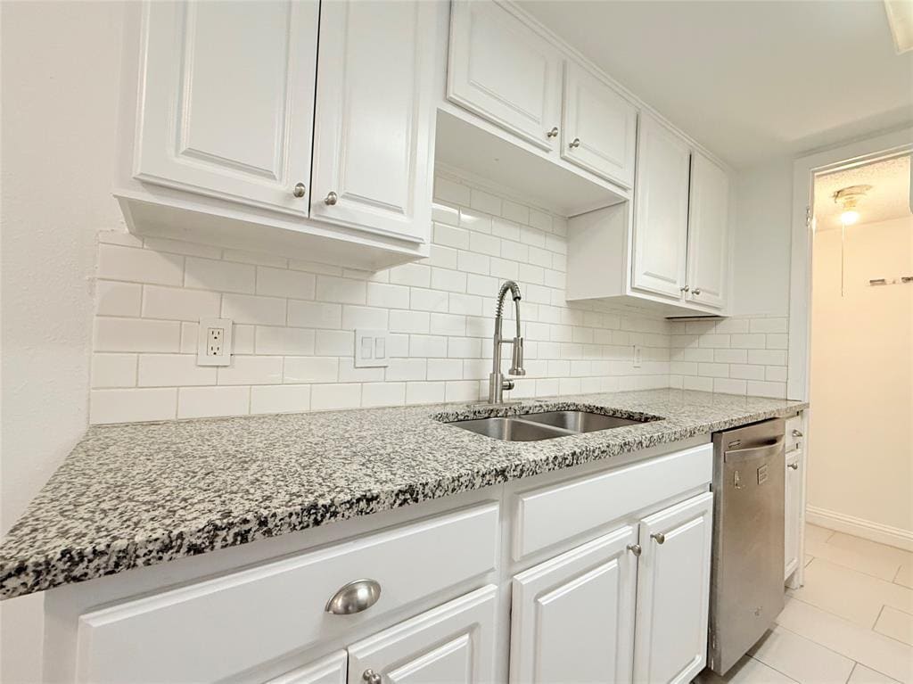 Primary Photo - 2124 Burton Dr