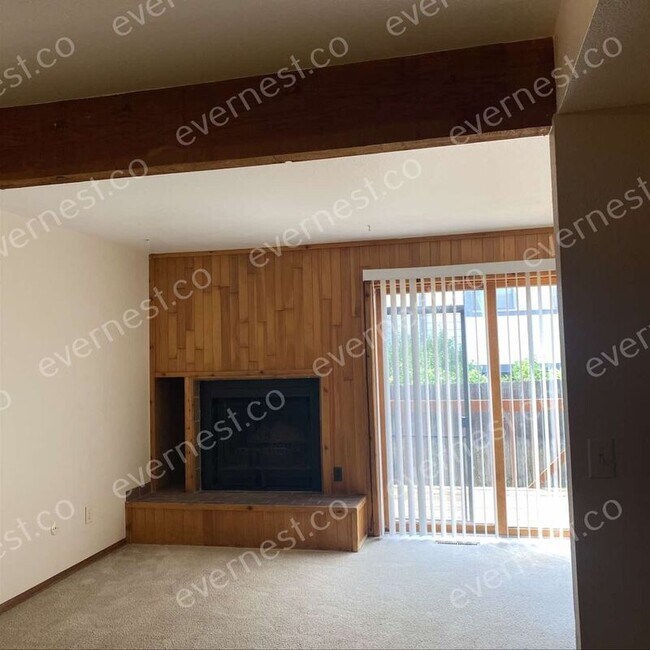 Building Photo - 3316 Hickok Pl