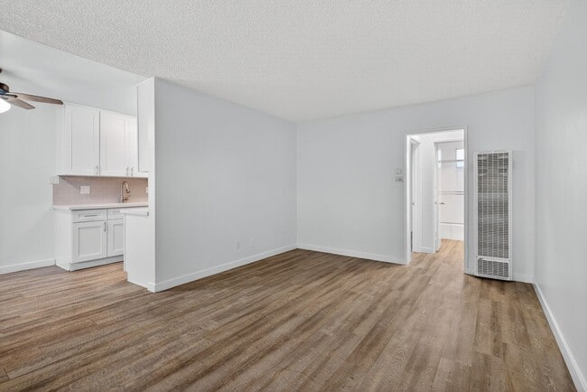 Foto del edificio - 1751 Cabrillo Ave