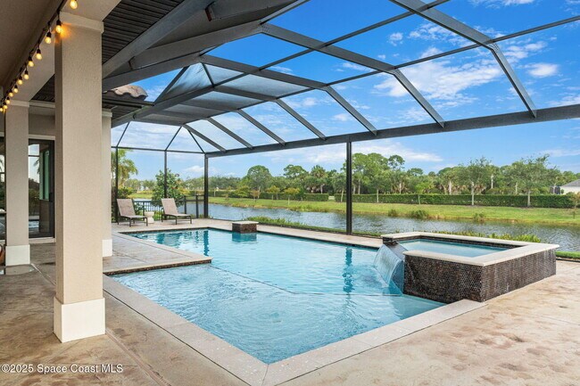 Building Photo - 8499 Serrano Cir