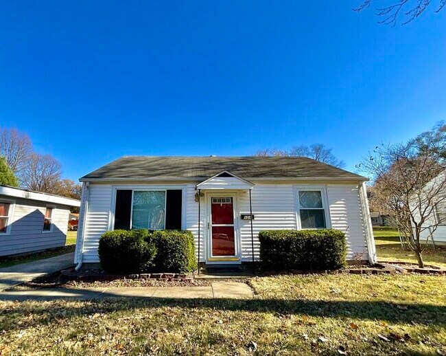 608 S Walnut St, O'Fallon, IL 62269 House Rental in O'Fallon, IL