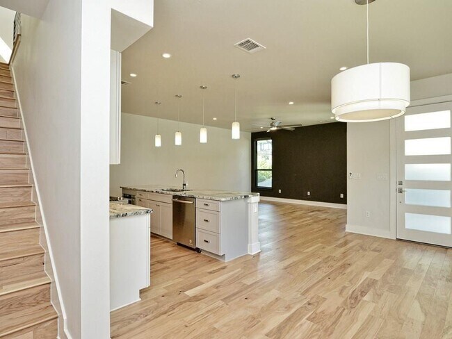 Foto del edificio - 3115 Clawson Rd