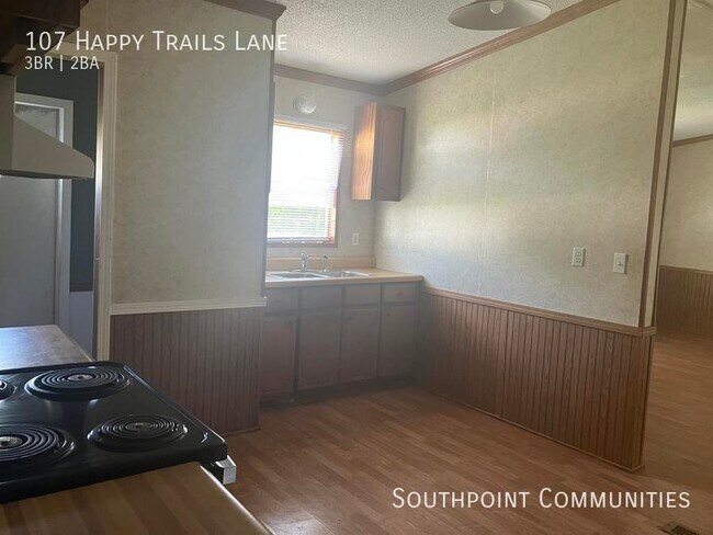 Building Photo - 107 Happy Trails Dr