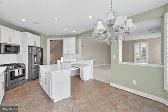 Building Photo - 24954 Calcite Pl