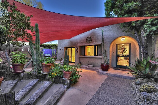 Building Photo - 3018 Ironwood Cir