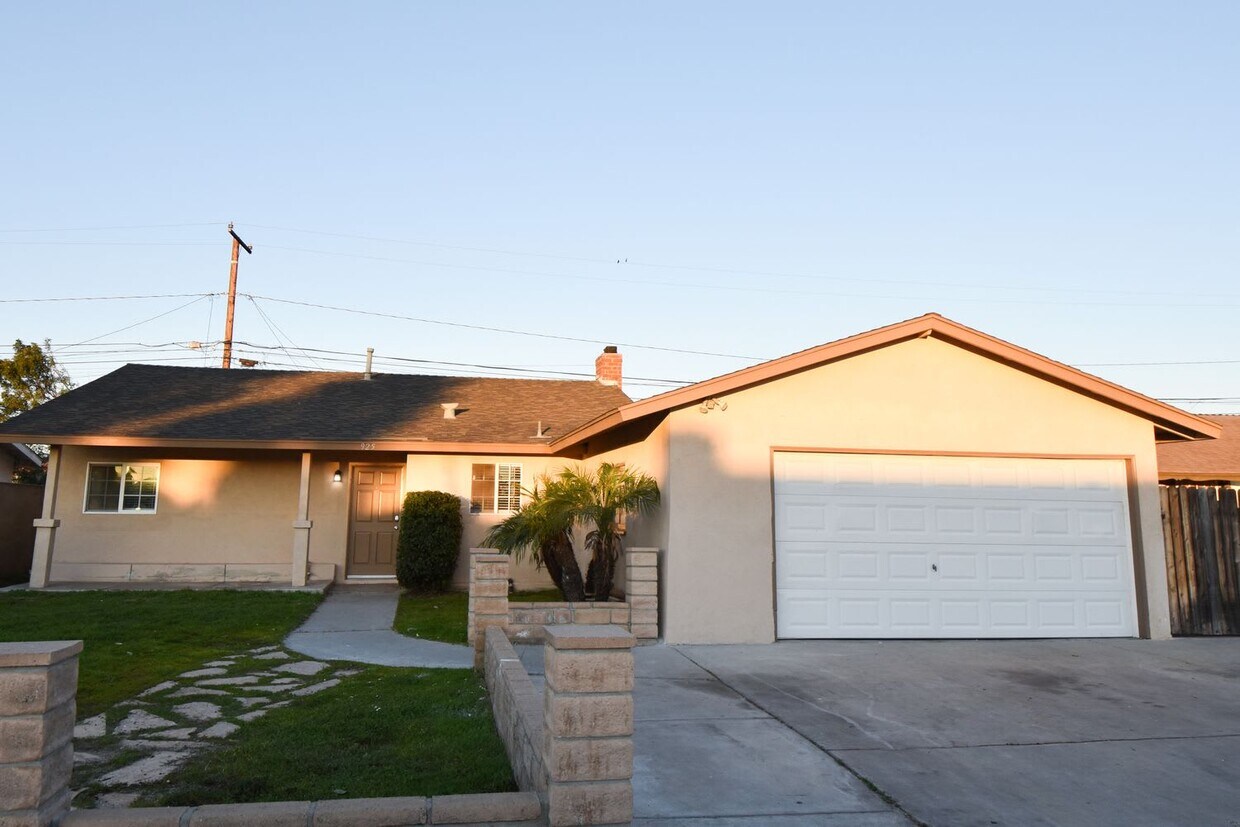 Primary Photo - 925 Will Ave