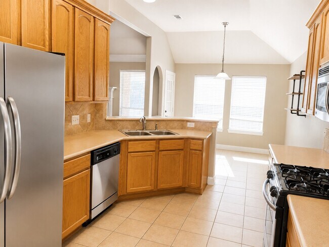 Foto del edificio - 24914 Rosevale Ct