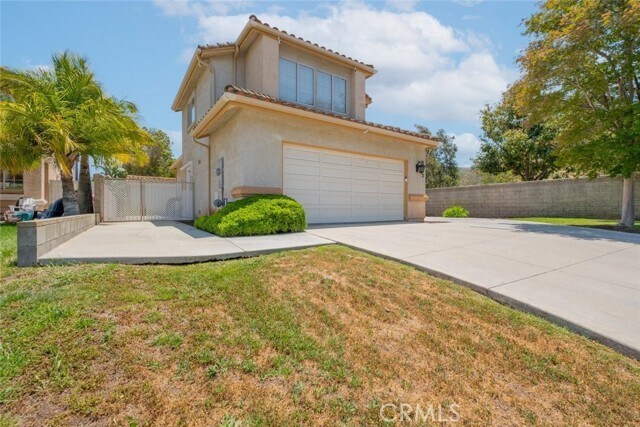 Building Photo - 2052 Chenault Pl