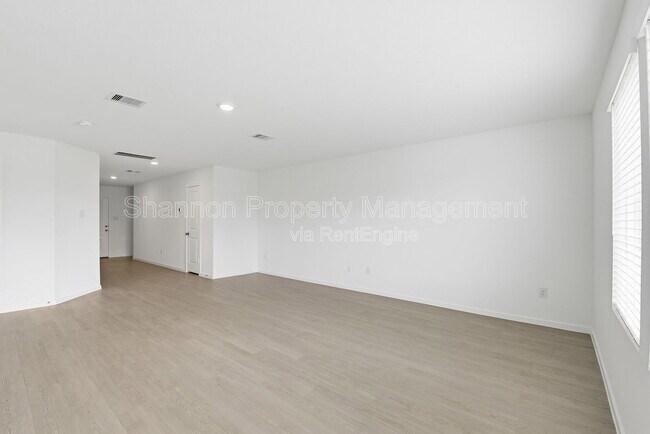 Building Photo - 316 Bush Mdw Ln