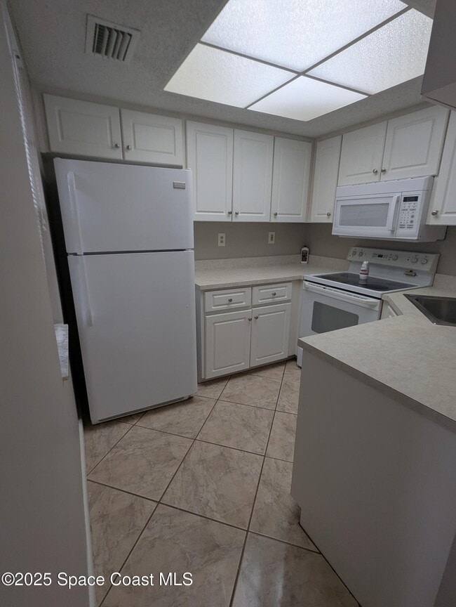 Foto del edificio - 1609 Sunny Brook Ln