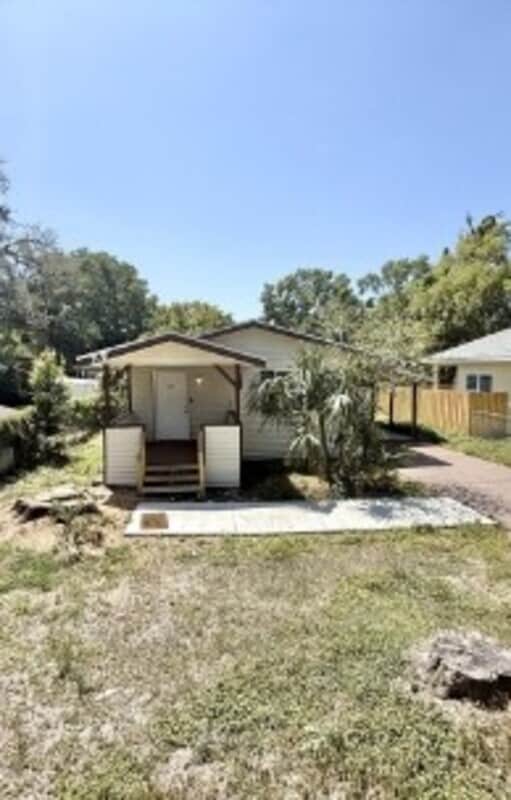 Primary Photo - 2105 E Ellicott St