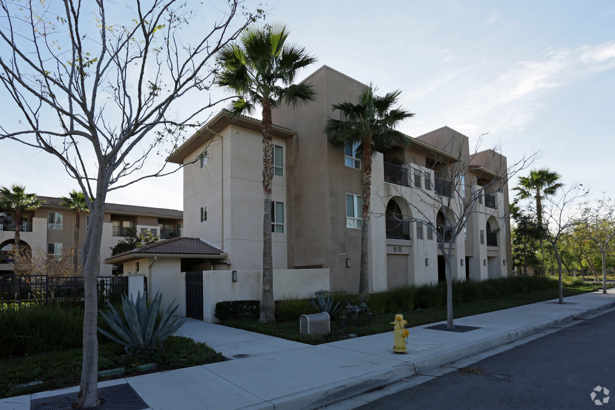 Primary Photo - 55+ Plaza at Sierra Senior Community