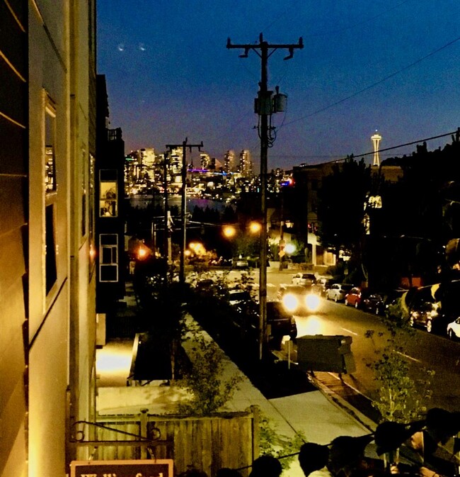 Foto del edificio - Wallingford Avenue Apartments - 2 bedrooms