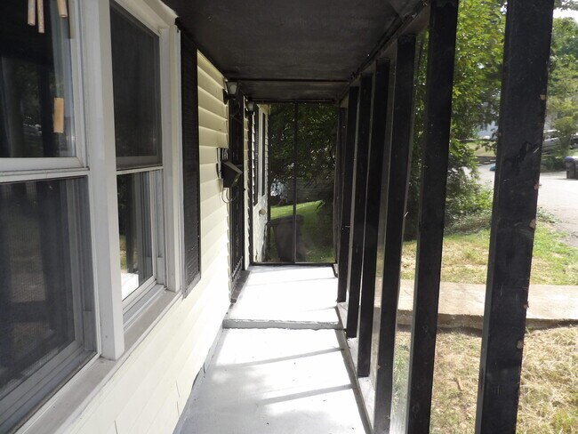 Building Photo - 146 Allnutt Dr