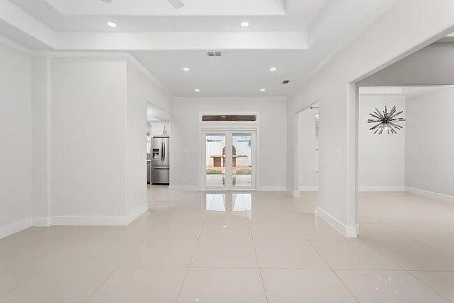 Foto del edificio - 505 E Nassau Ave