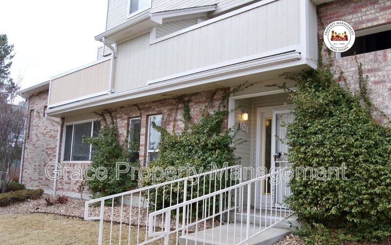 Primary Photo - 5021 Garrison St