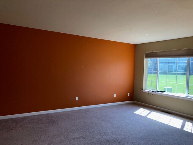 Building Photo - 279 Magdalene Way