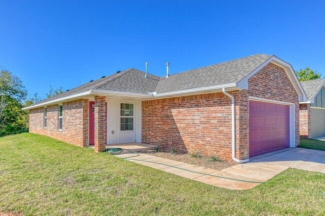 Photo - Brand New Construction!  Lawn care included! House