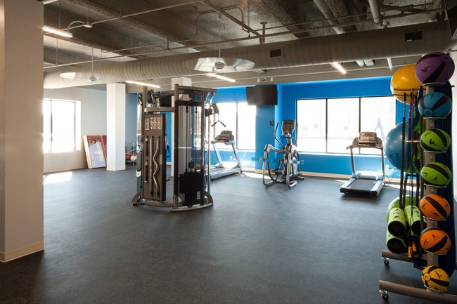 Fitness Center - The Hub on 6th