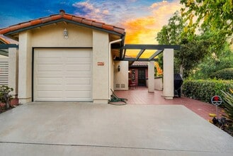 Building Photo - 6917 Camino Revueltos