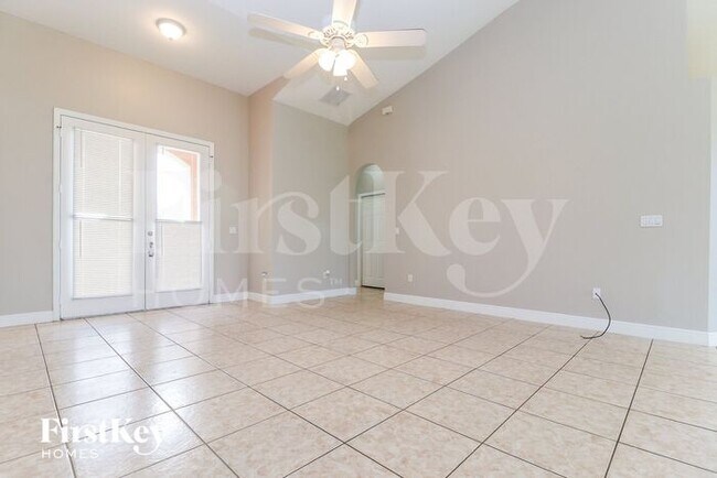 Building Photo - 3408 7th St W