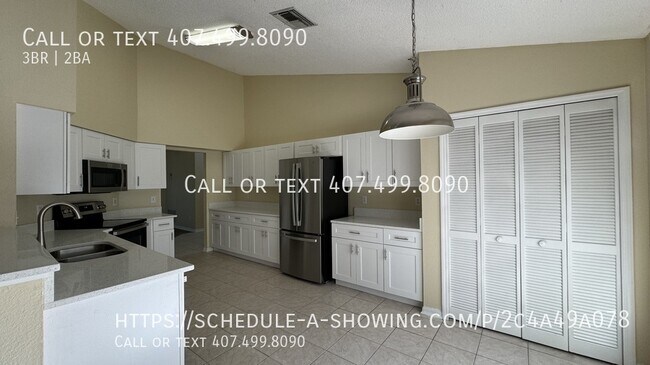 Foto del edificio - 1006 Wharf Creek Ct