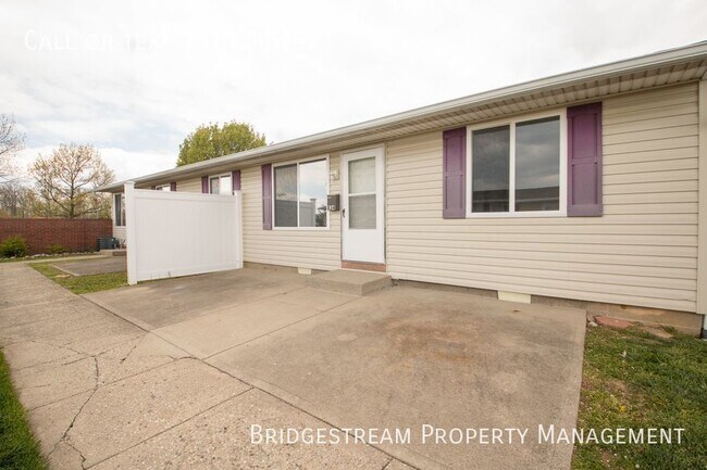 Building Photo - Cozy 1 bedroom, 1 bath ranch unit in Vanda...