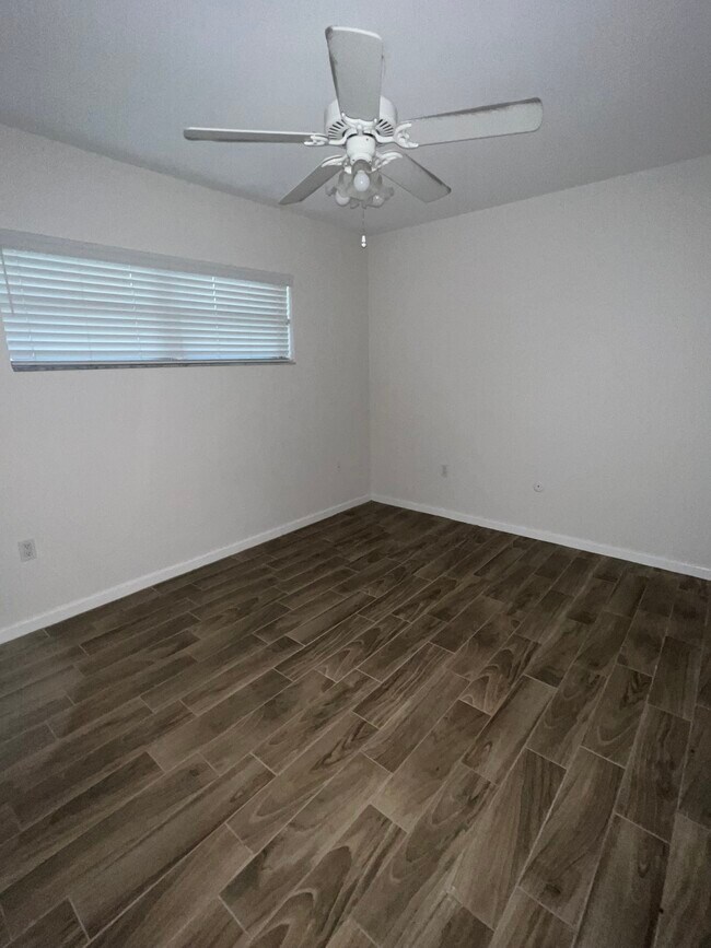 Foto del edificio - 416 E Belmar St