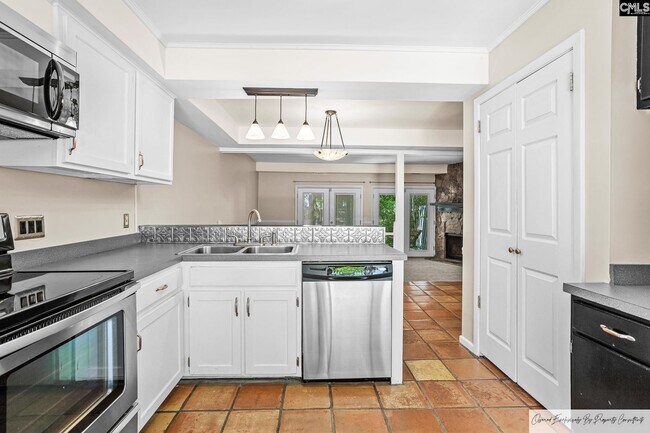 Building Photo - 103 Windward Way