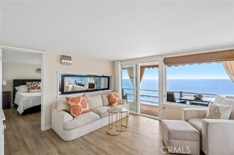 Building Photo - 1139 Gaviota Dr
