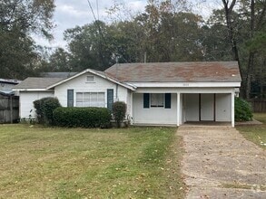 Building Photo - 1413 Aztec St