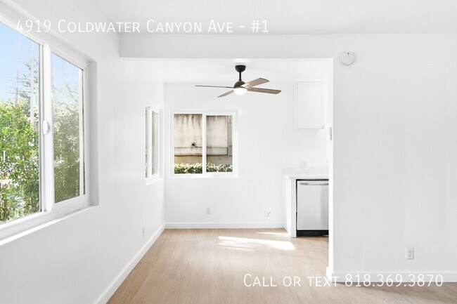 Foto del edificio - 4919 Coldwater Canyon Ave