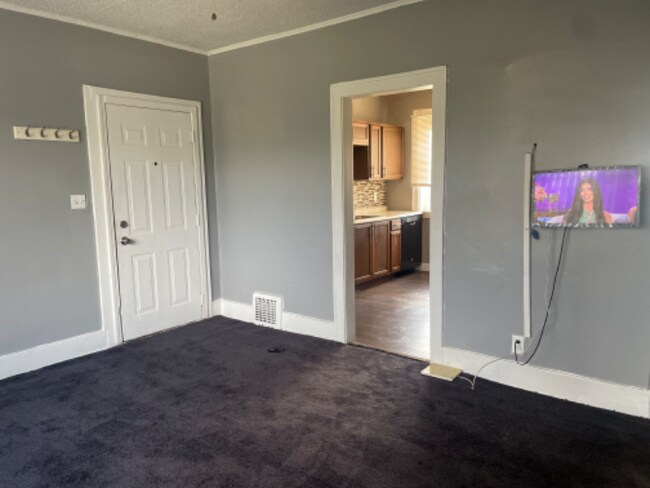 Foto del edificio - 8241 Ironwood St