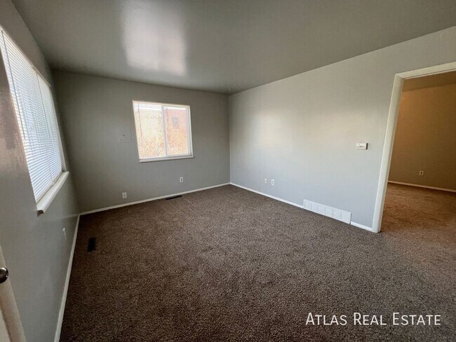 Photo - 960 W Moreno Ave Apartment