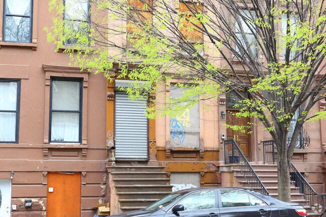 Foto del edificio - 235 W 131st St