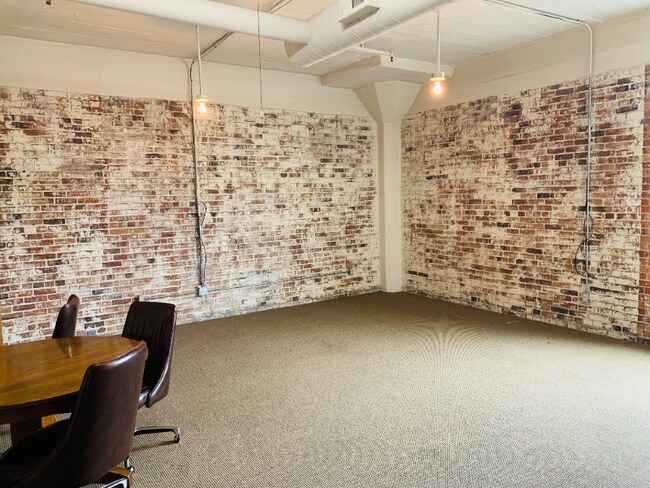 Foto del edificio - 311 N 8th St
